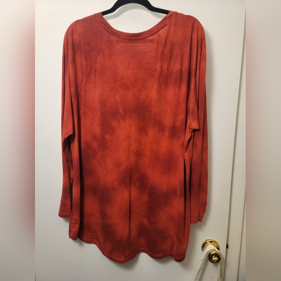 Torrid size 3 Classic Fit Raglan Tee - Not Made To Be Subtle Mineral Wash - Picture 4 of 5